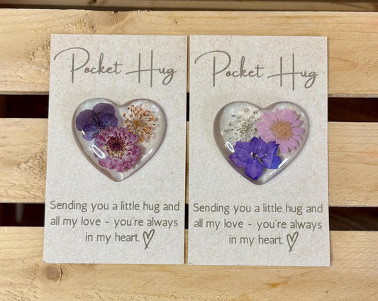 Pocket Hug with Pressed Flowers, Engraved Message on Quality Card | Flower Pocket Hug | Pressed Flower Pocket Hug | Heart Hug | Resin Heart